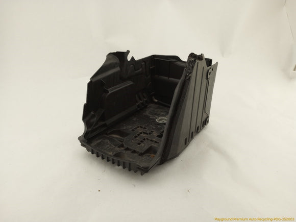 Land Rover LR2 Battery Tray Holder