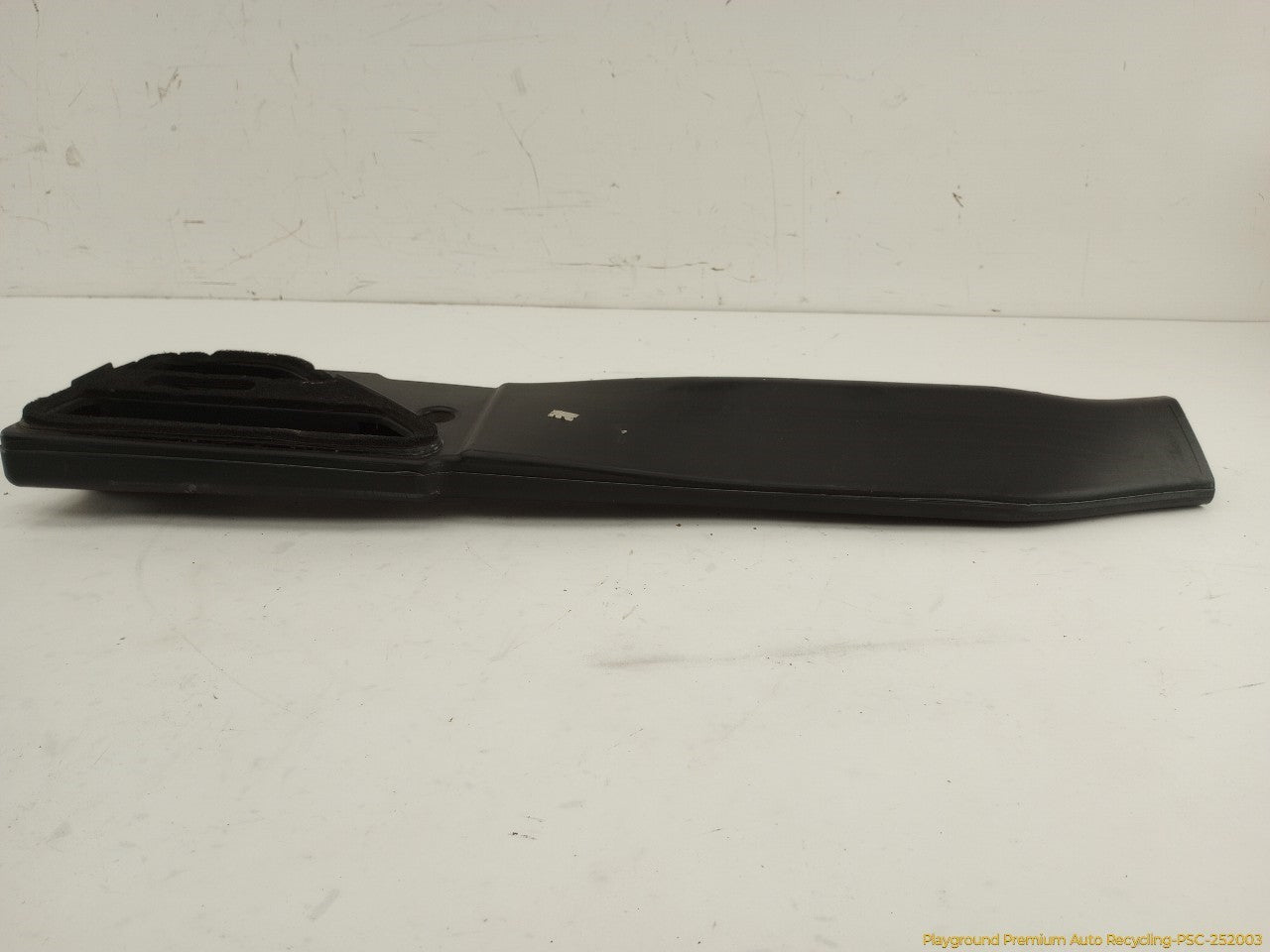 Land Rover LR2 Air Intake Duct