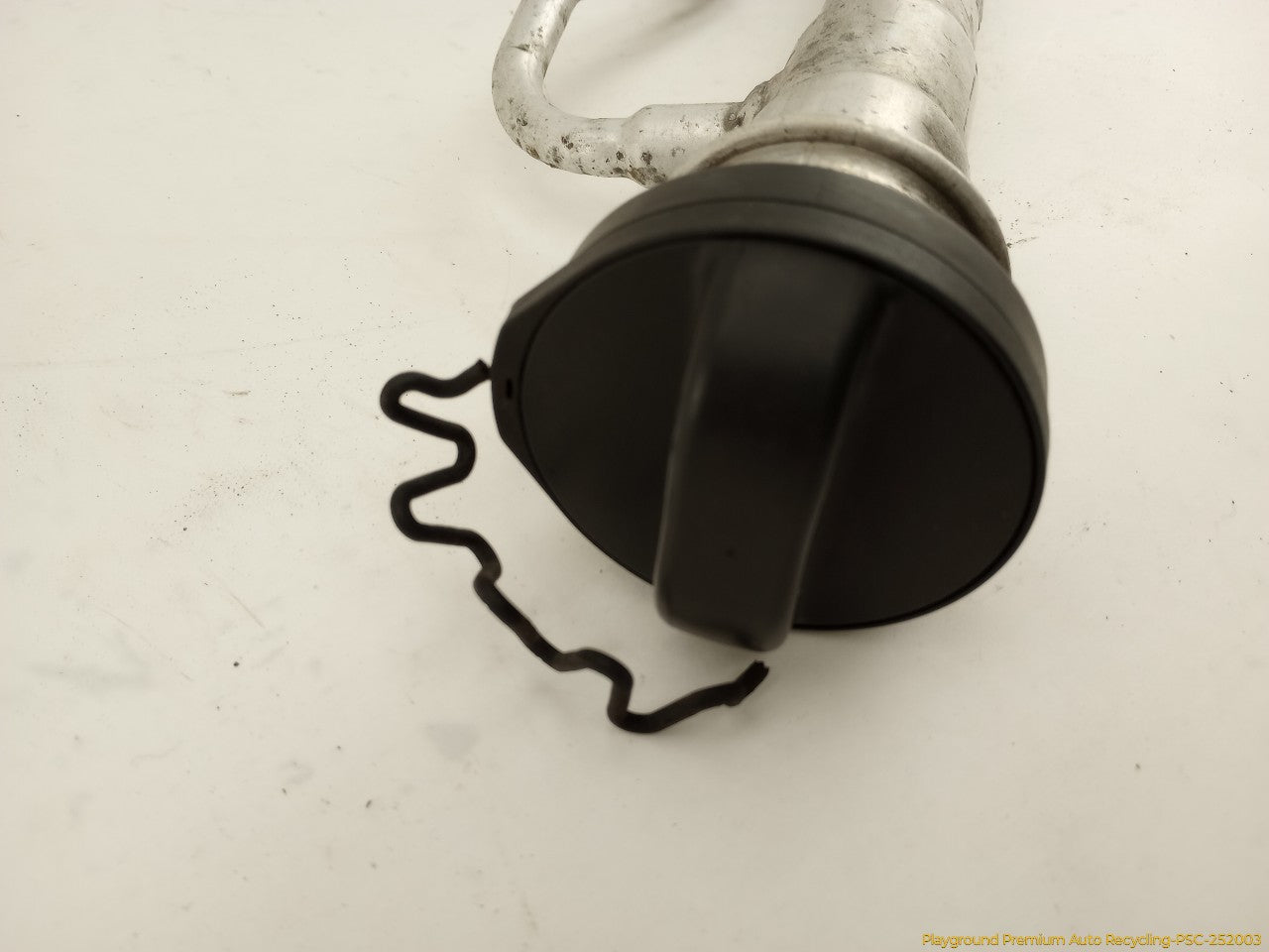 Land Rover LR2 Fuel Filler Neck