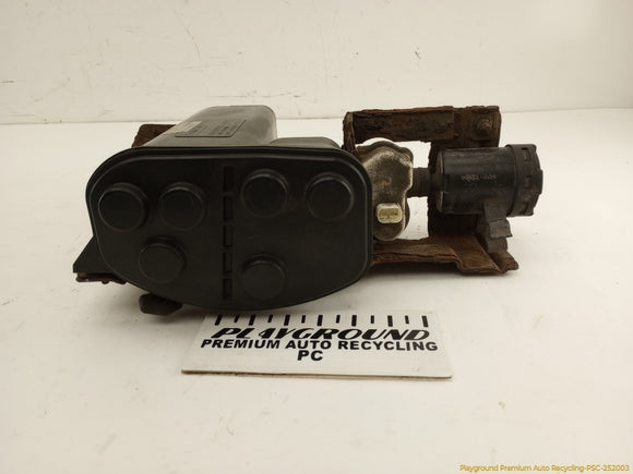 Land Rover LR2 Fuel Vapor Charcoal Canister