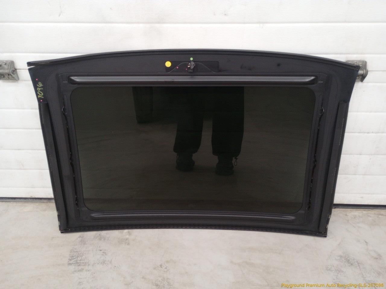 Audi A5 Sunroof Glass