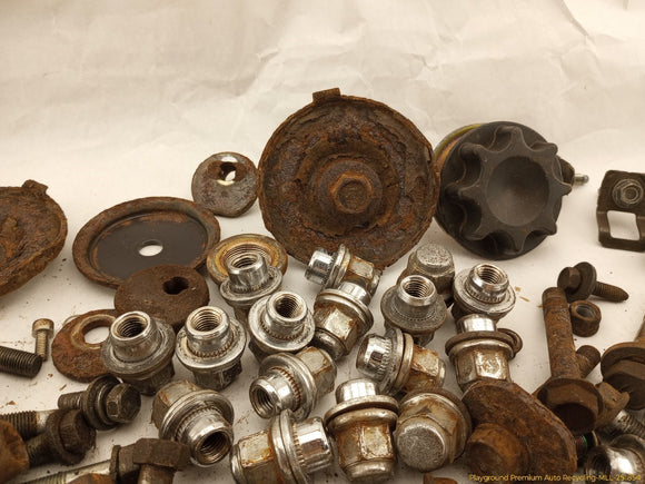 Lexus IS300 Dismantling Hardware Fasteners Bolts & Nuts