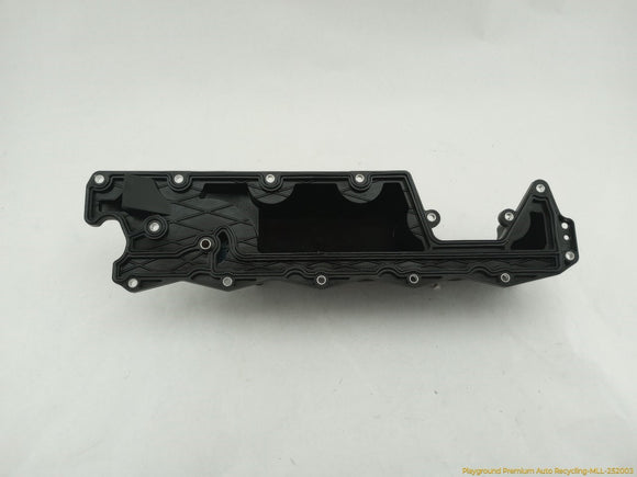 Land Rover LR2 Engine PCV Valve Oil Trap Cover