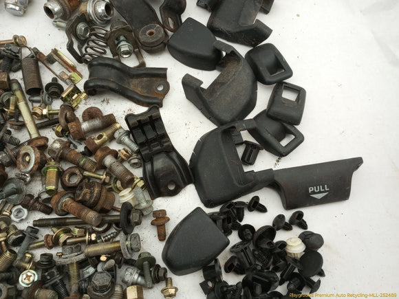 Lexus IS300 Dismantling Hardware Fasteners Bolts & Nuts