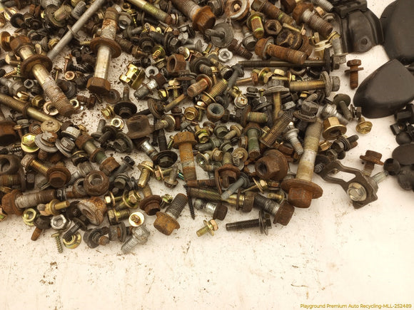 Lexus IS300 Dismantling Hardware Fasteners Bolts & Nuts