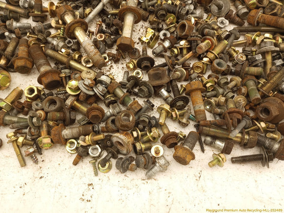 Lexus IS300 Dismantling Hardware Fasteners Bolts & Nuts