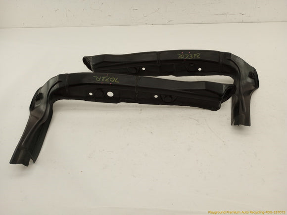 Audi A5 Pair Of Front Fender Wing End Cover Trim