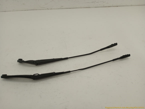 Audi A5 Pair Of Windshield Wiper Arms