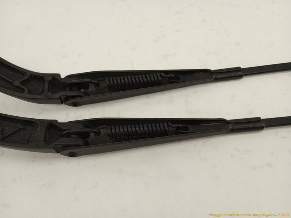 Audi A5 Pair Of Windshield Wiper Arms