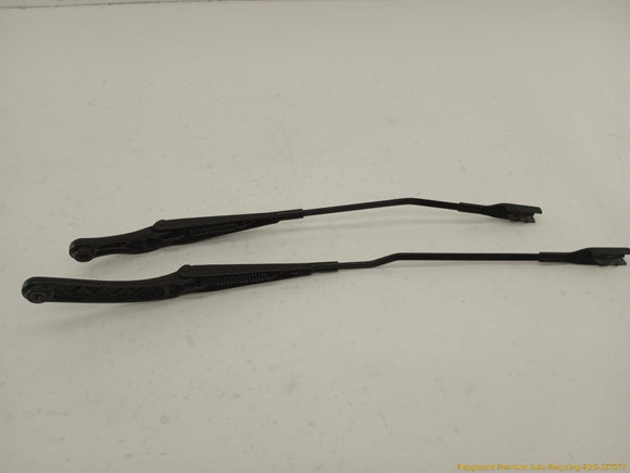 Audi A5 Pair Of Windshield Wiper Arms