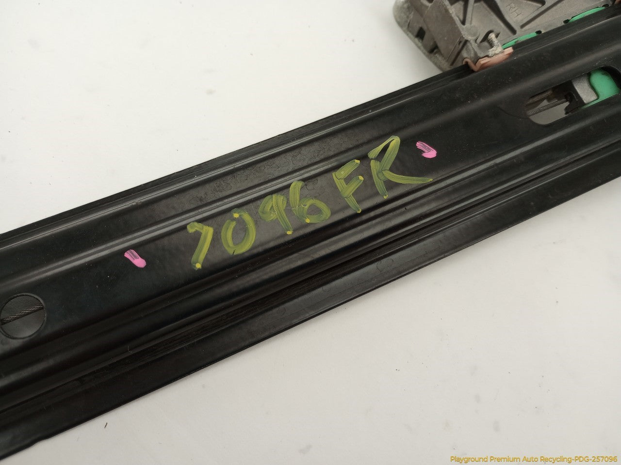 Audi A5 Passenger Right Front Door Window Regulator