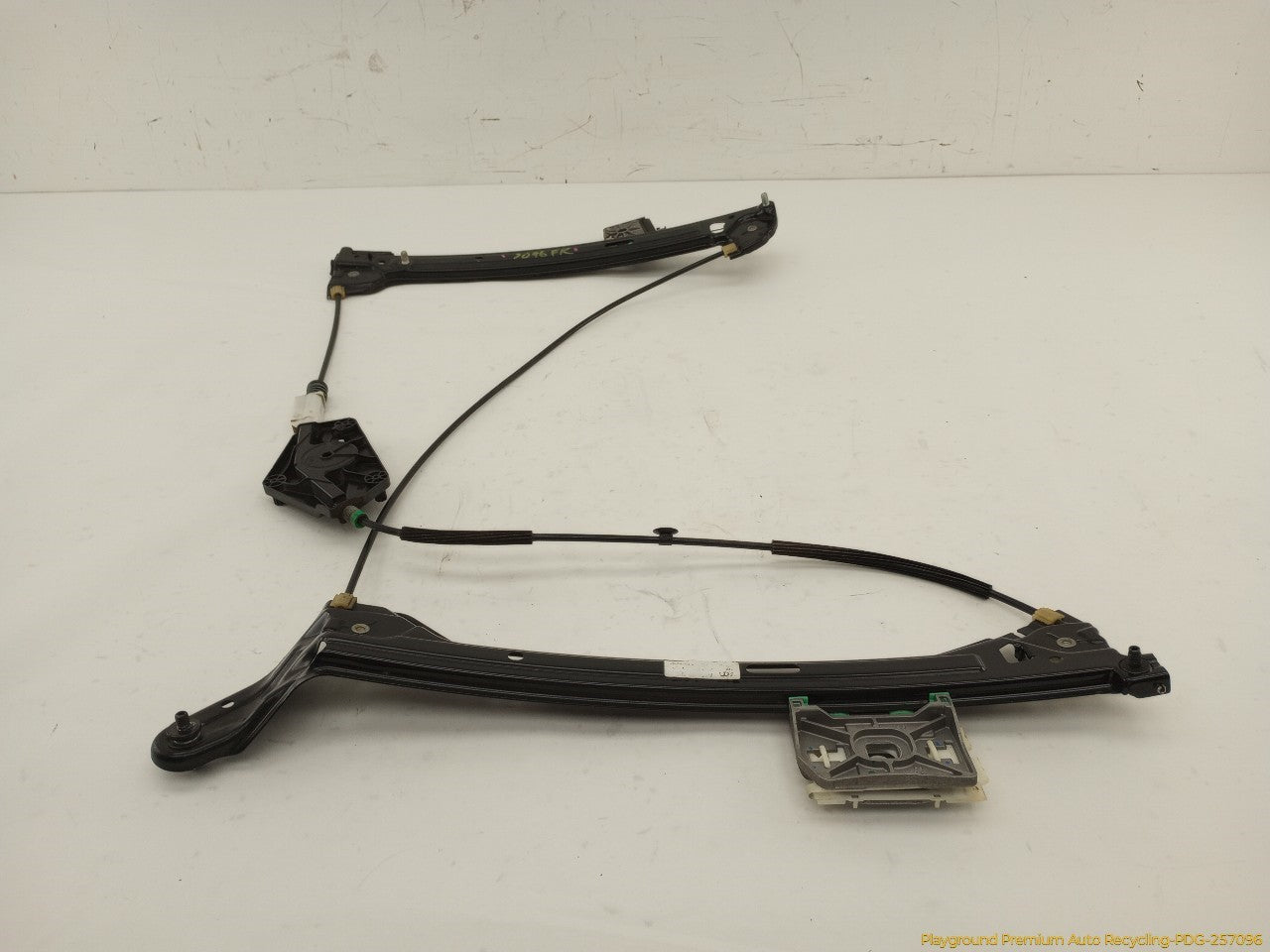 Audi A5 Passenger Right Front Door Window Regulator