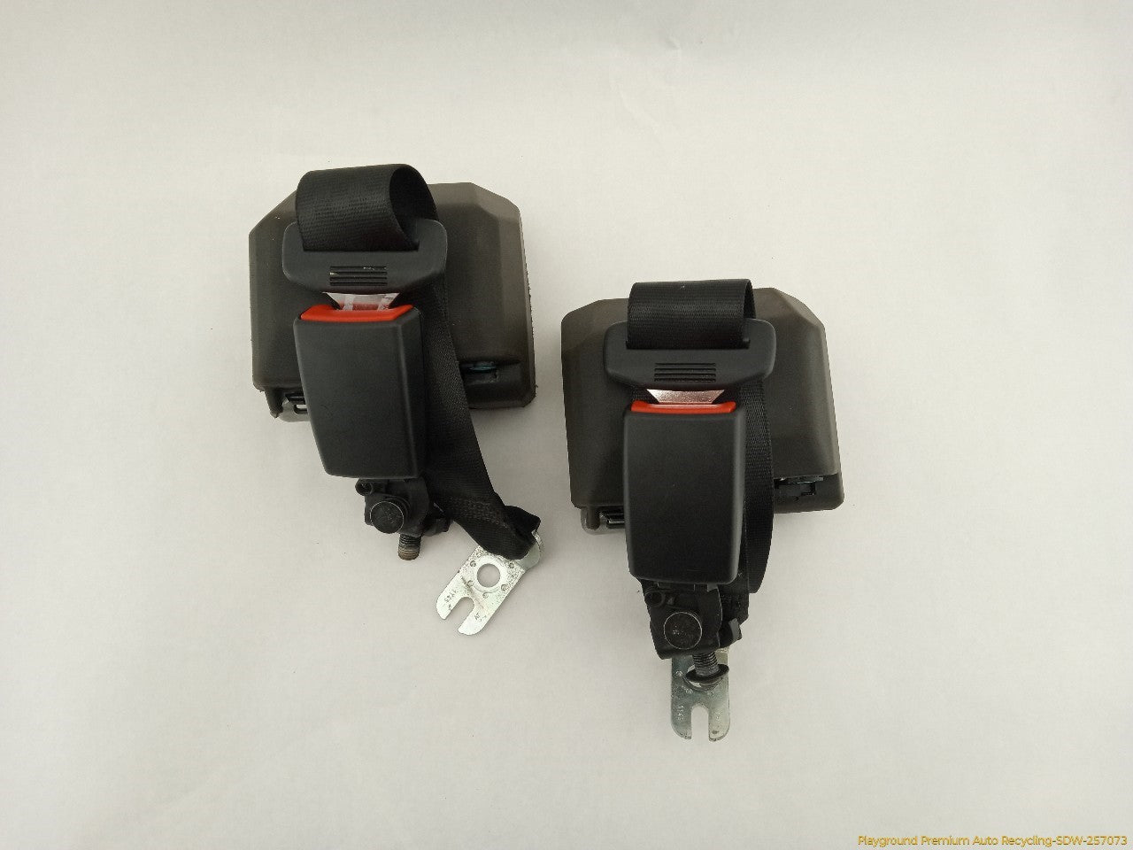 Audi A5 Pair Of Rear Seat Belt Retractors & Buckles - 0