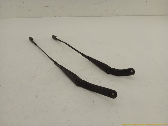 Audi A5 Pair Of Windshield Wiper Arms