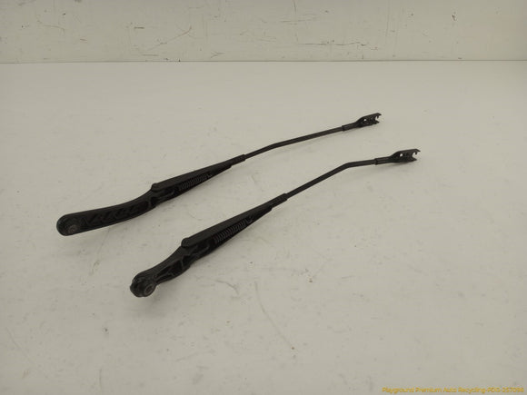 Audi A5 Pair Of Windshield Wiper Arms