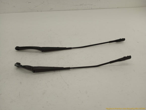 Audi A5 Pair Of Windshield Wiper Arms