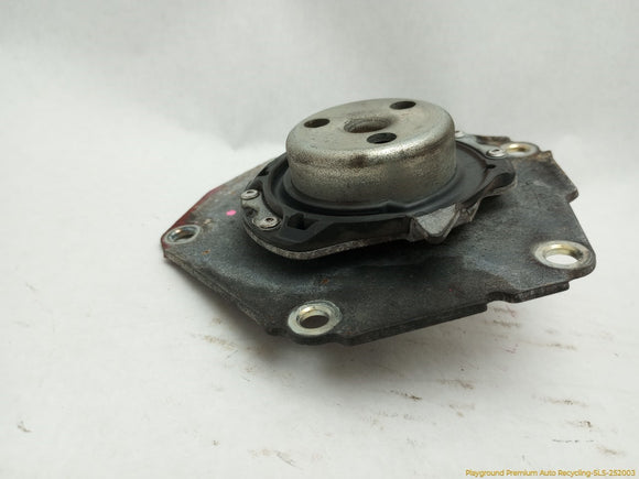 Land Rover LR2 Engine Water Pump