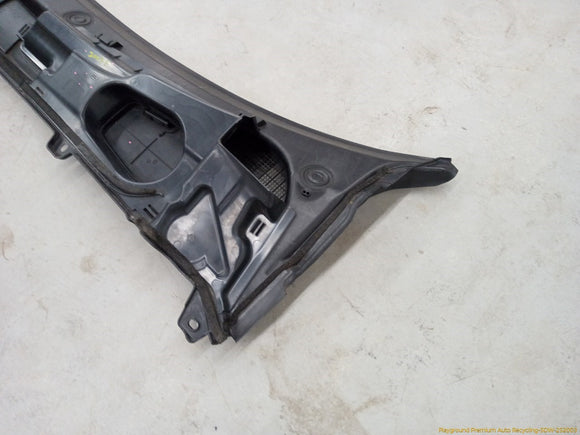 Land Rover LR2 Windshield Cowl Vent Panel