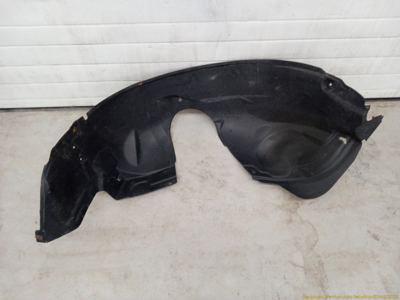 Land Rover LR2 Driver Left Front Inner Fender Liner
