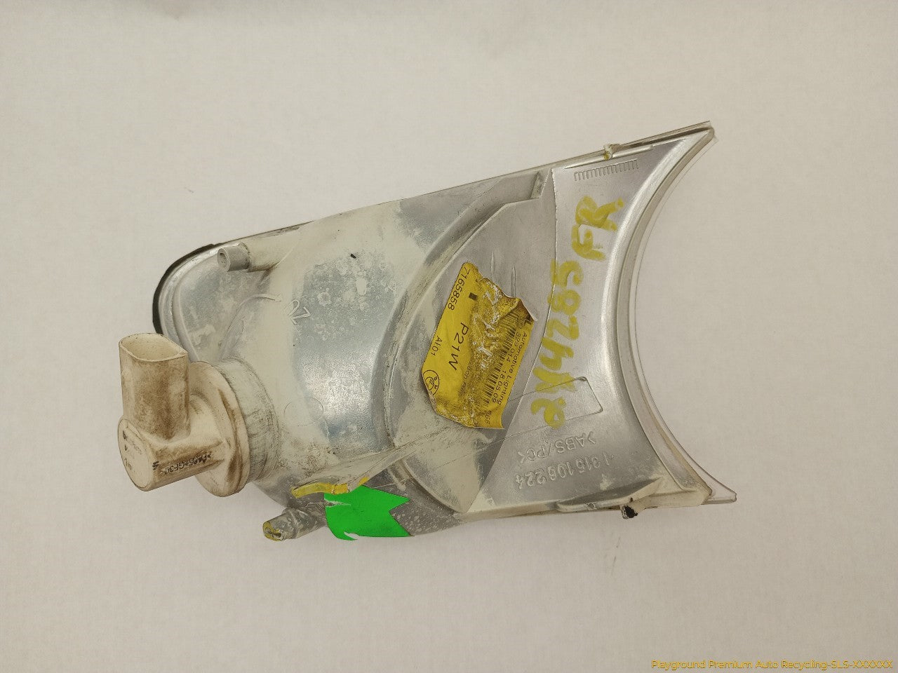 BMW 330Ci **AS IS** Passenger Right Front Turn Signal Lamp
