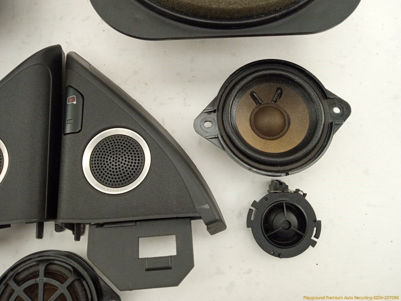 Audi A5 Set Of 13 Audio Speakers