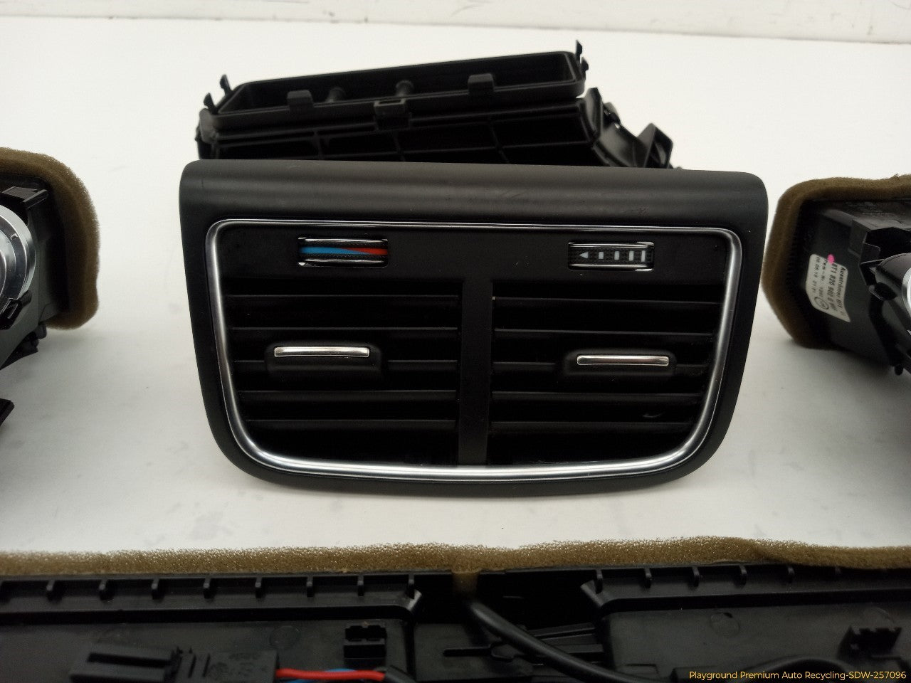Audi A5 Set Of 4 Dash Center Console Air Vents