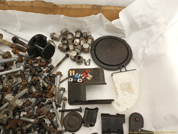 Land Rover LR2 Dismantling Hardware Fasteners Bolts & Nuts