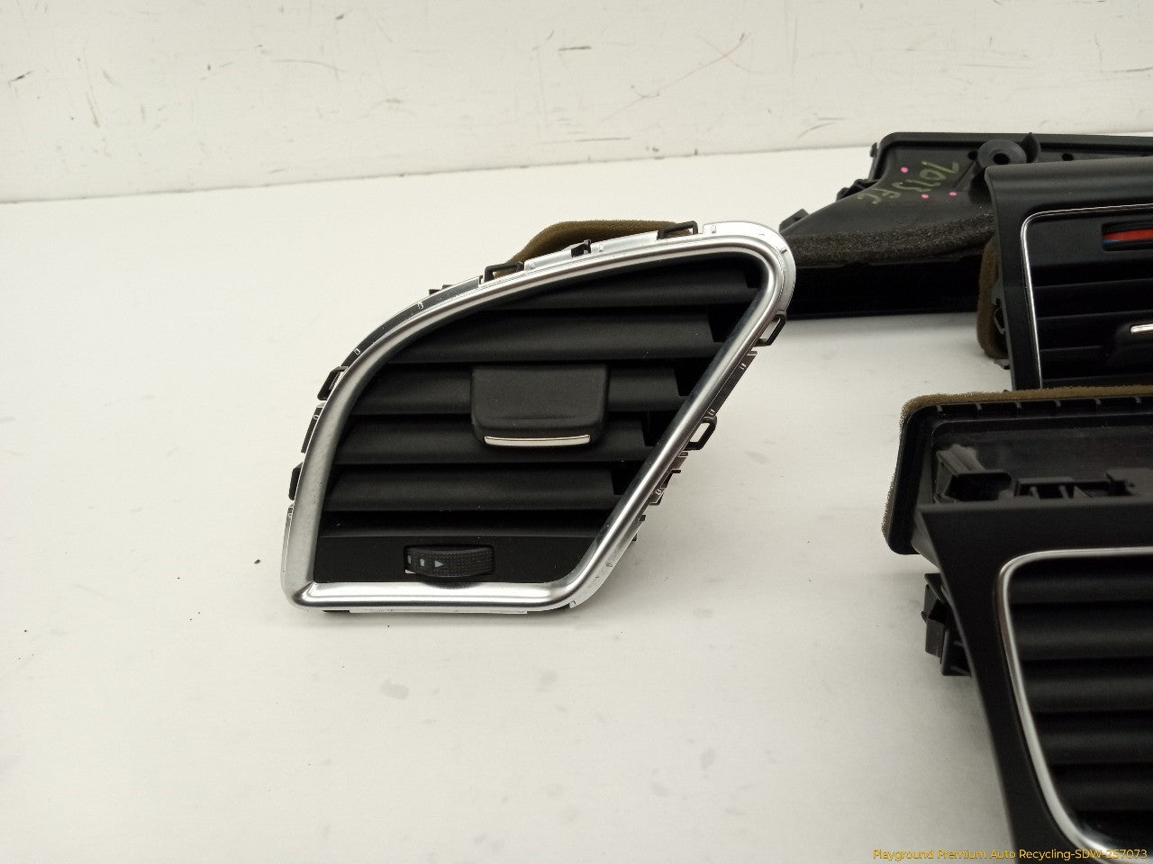 Audi A5 Set Of 4 Dash Center Console Air Vents