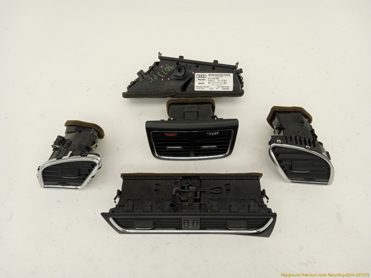 Audi A5 Set Of 4 Dash Center Console Air Vents