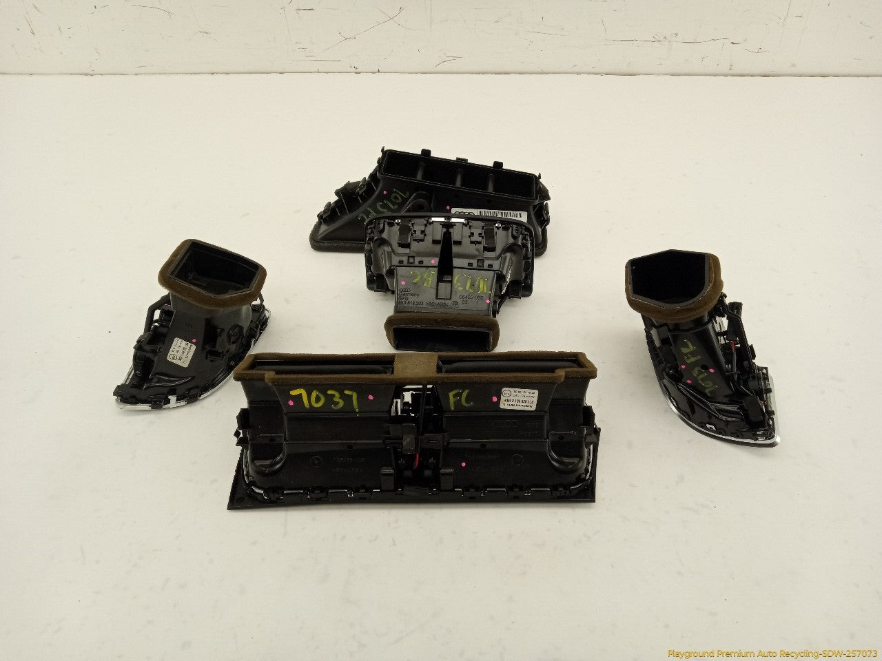 Audi A5 Set Of 4 Dash Center Console Air Vents
