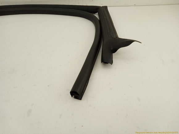 Audi A5 Pair Of Front Left Window Molding
