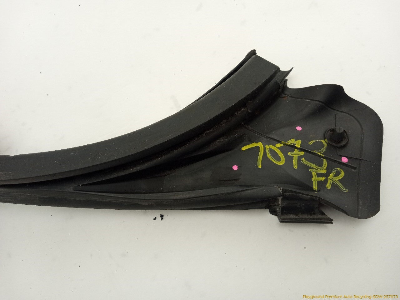 Audi A5 Pair Of Front Right Window Molding
