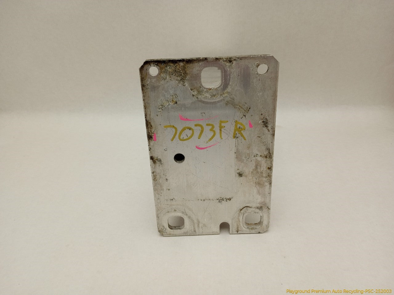 Audi A5 Passenger Right Front Bumper Shock Bracket - 0