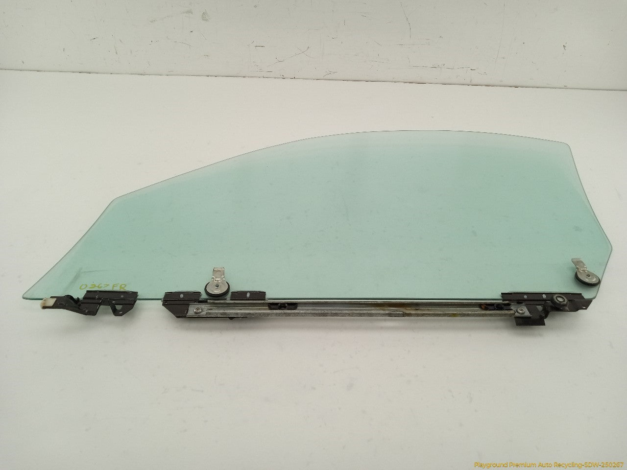 Ford Mustang Passenger Right Front Door Window Glass