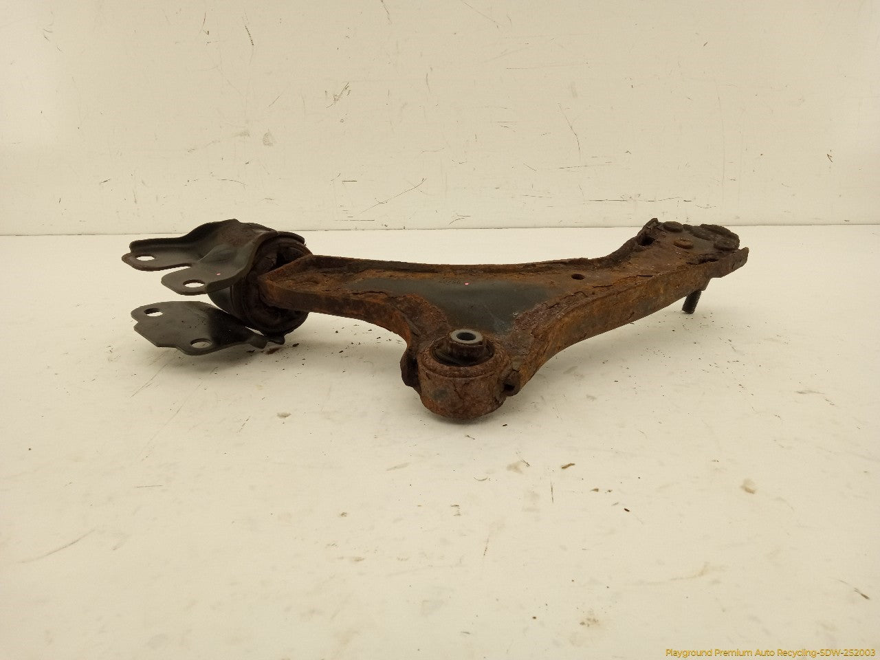 Land Rover LR2 Passenger Right Front Lower Control Arm