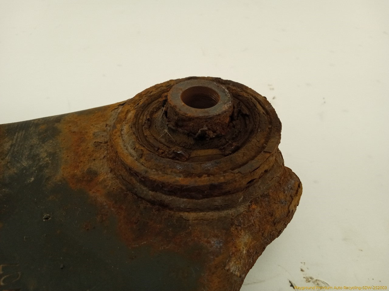 Land Rover LR2 Driver Left Front Lower Control Arm