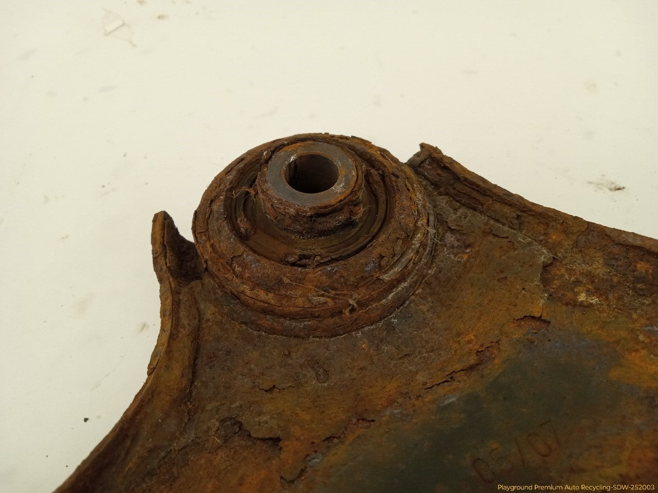Land Rover LR2 Driver Left Front Lower Control Arm