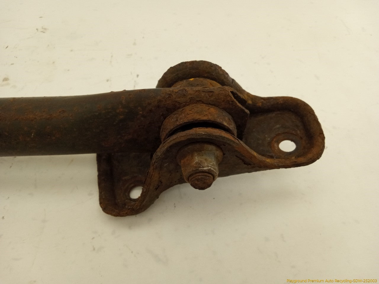 Land Rover LR2 Driver Left Rear Lower Trailing Arm