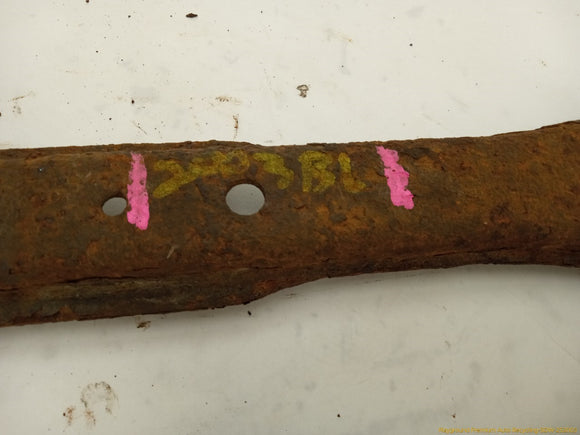 Land Rover LR2 Pair Of Rear Lower Locating Arm