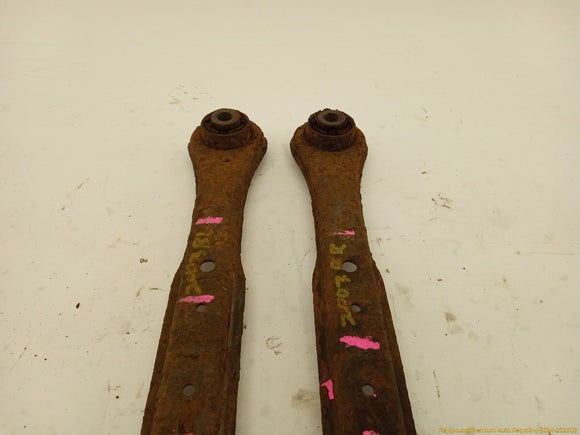 Land Rover LR2 Pair Of Rear Lower Locating Arm