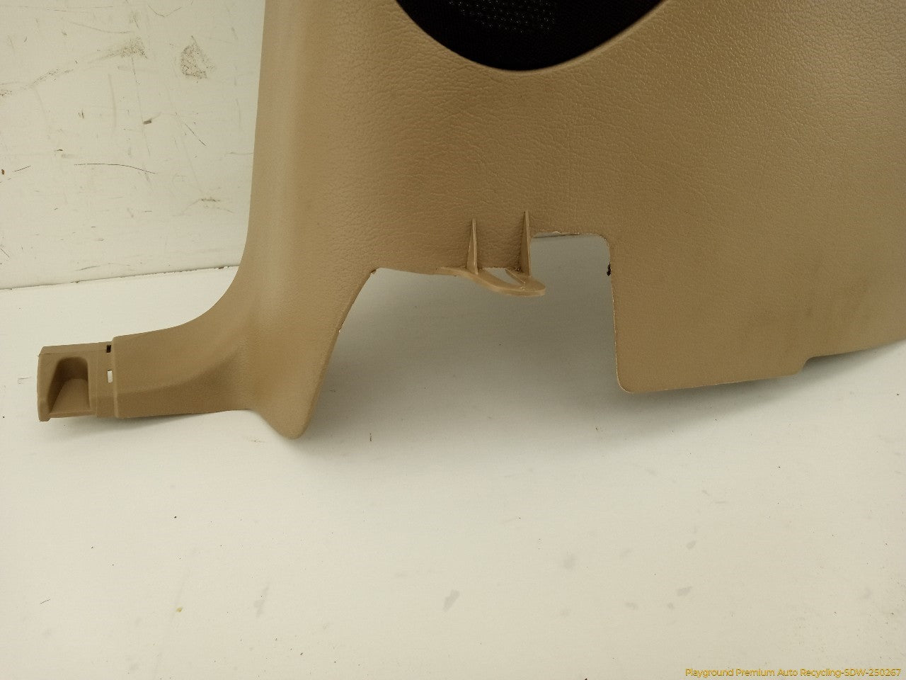 Ford Mustang Passenger Right Rear Quarter Trim