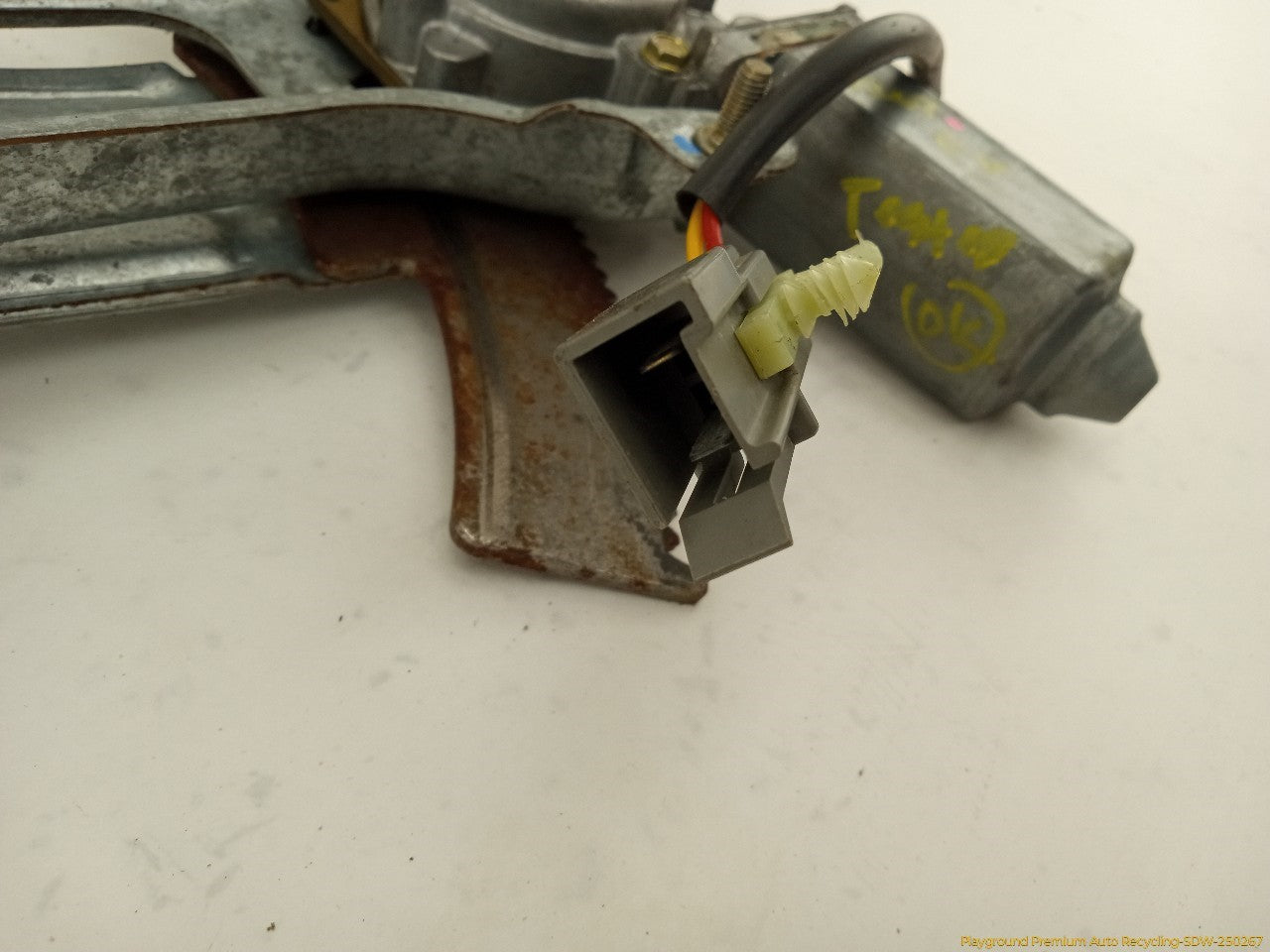 Ford Mustang Driver Left Front Door Window Regulator