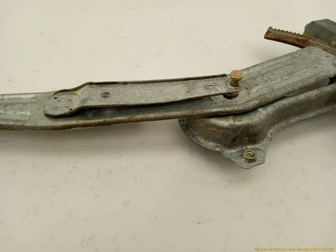 Ford Mustang Driver Left Front Door Window Regulator
