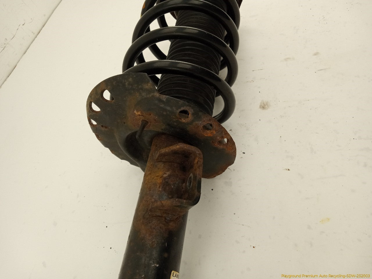 Land Rover LR2 Driver Left Front Strut