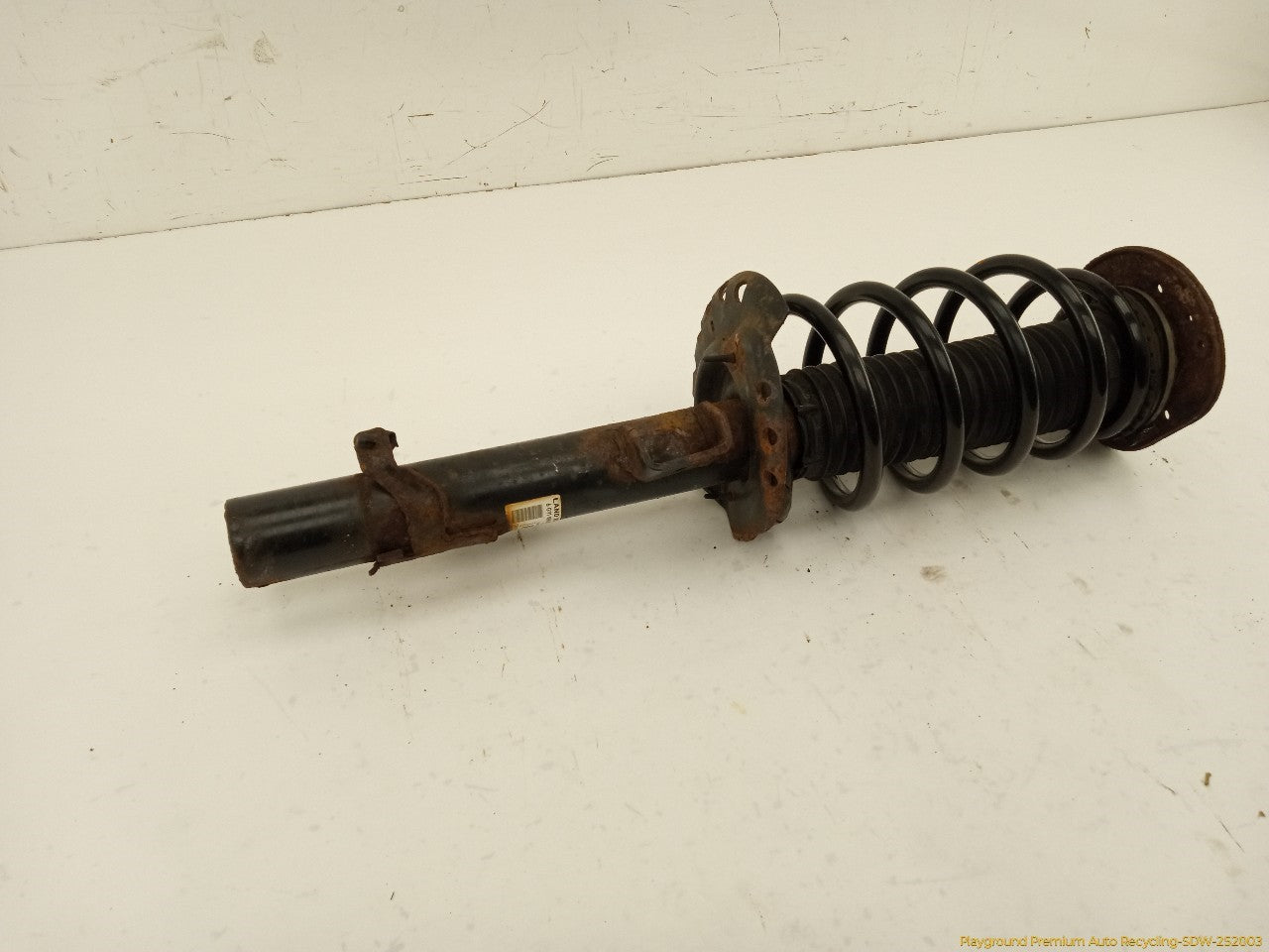 Land Rover LR2 Driver Left Front Strut