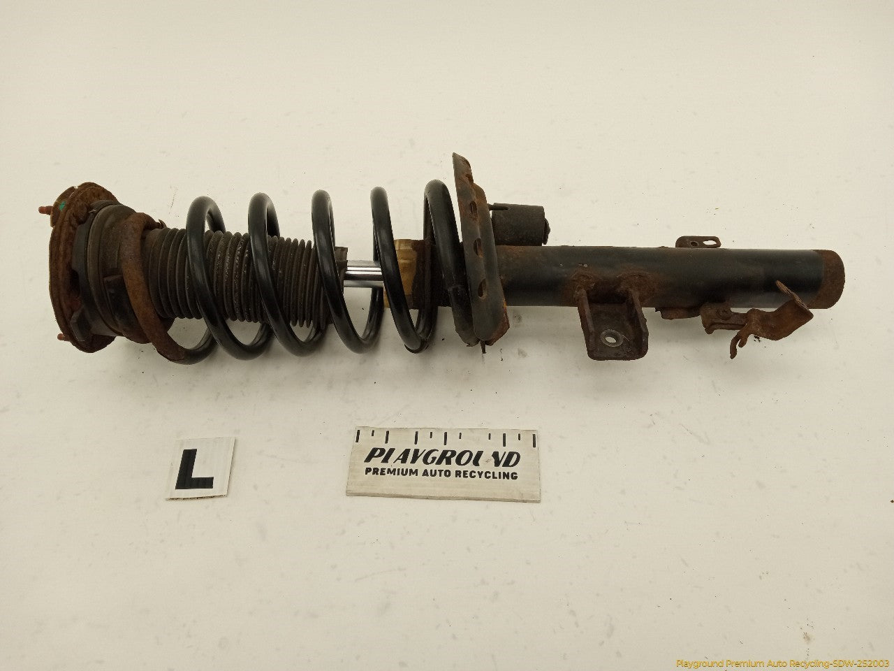 Land Rover LR2 Driver Left Rear Strut