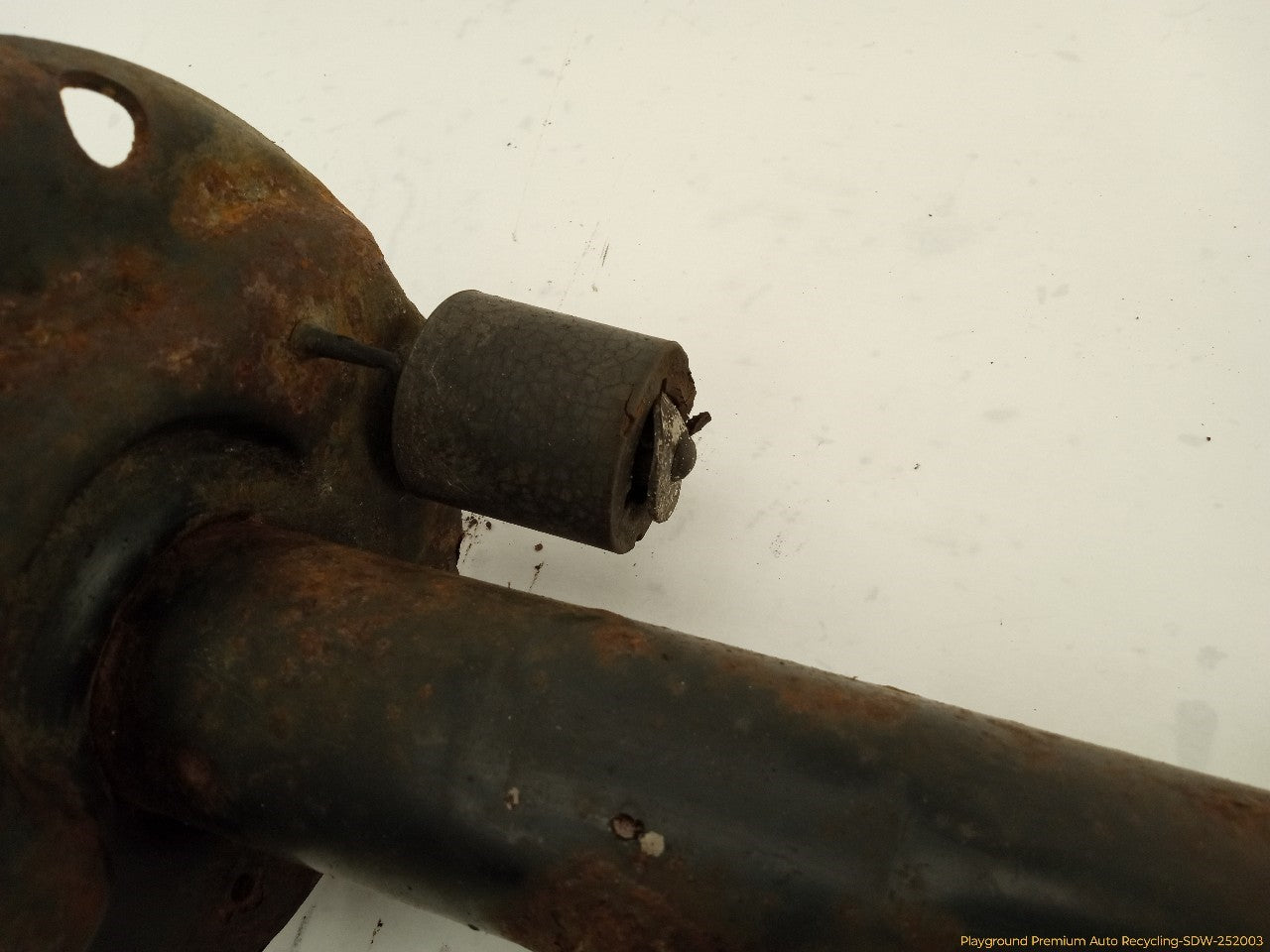 Land Rover LR2 Driver Left Rear Strut