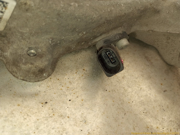 Audi A5 Passenger Right Front Spindle Knuckle Hub