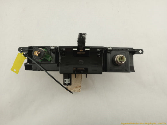 Land Rover LR3 **AS IS** Center Ashtray Trim