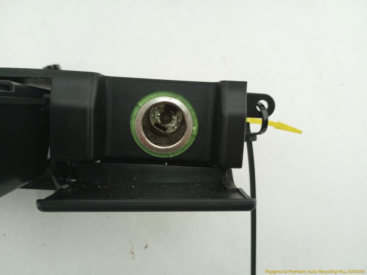 Land Rover LR3 **AS IS** Center Ashtray Trim